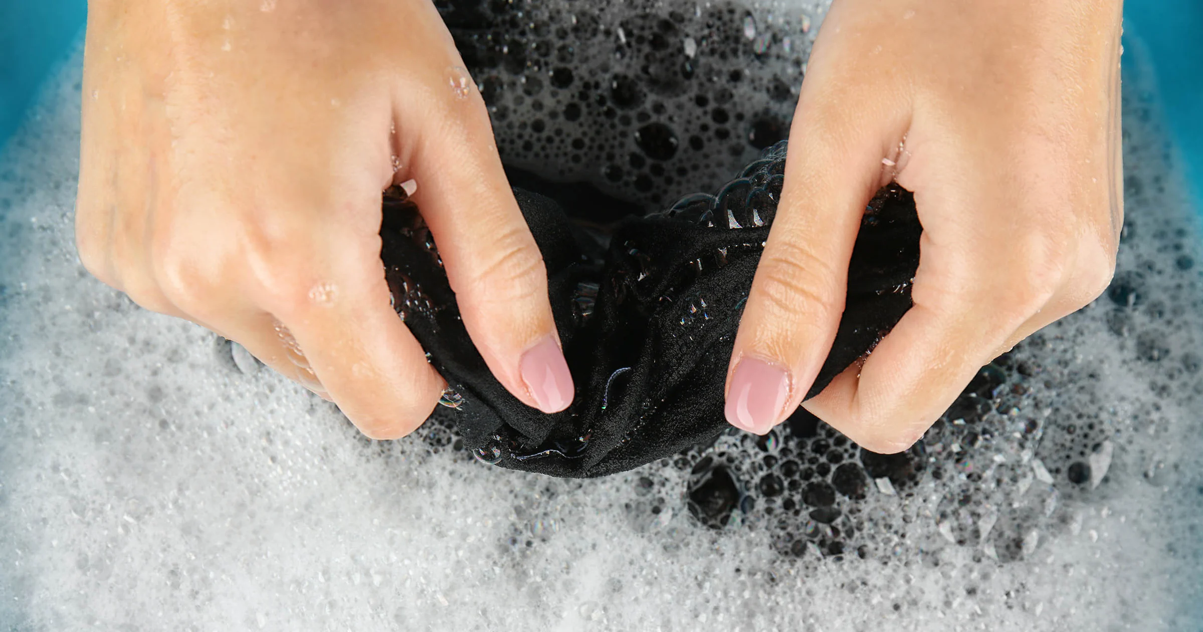 Wat is beter voor het milieu: wassen met de hand of met de wasmachine?