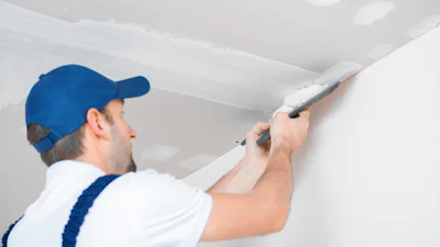 Zo bereid je gipsplaten voor op verf of behang