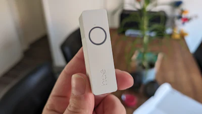 Review Philips Hue Secure-starterkit – Laagdrempeligheid heeft z’n prijs