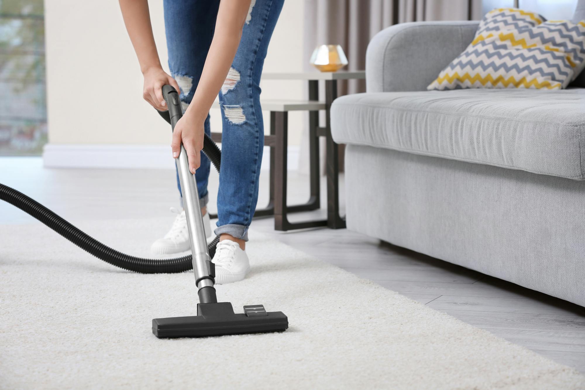 Stofzuigen in huis