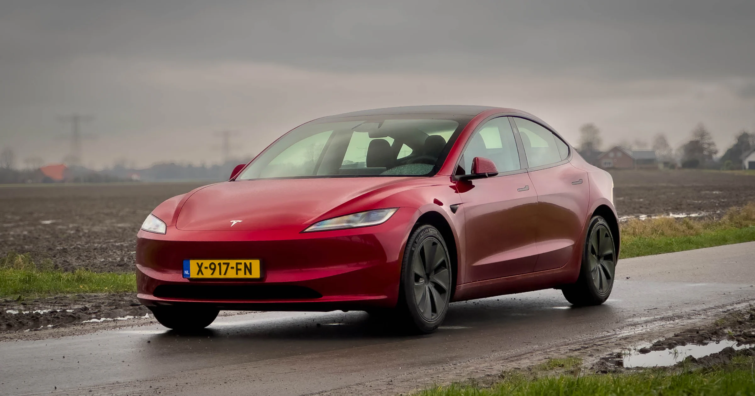 Review Tesla Model 3 – Elektrische revolutie opgefrist