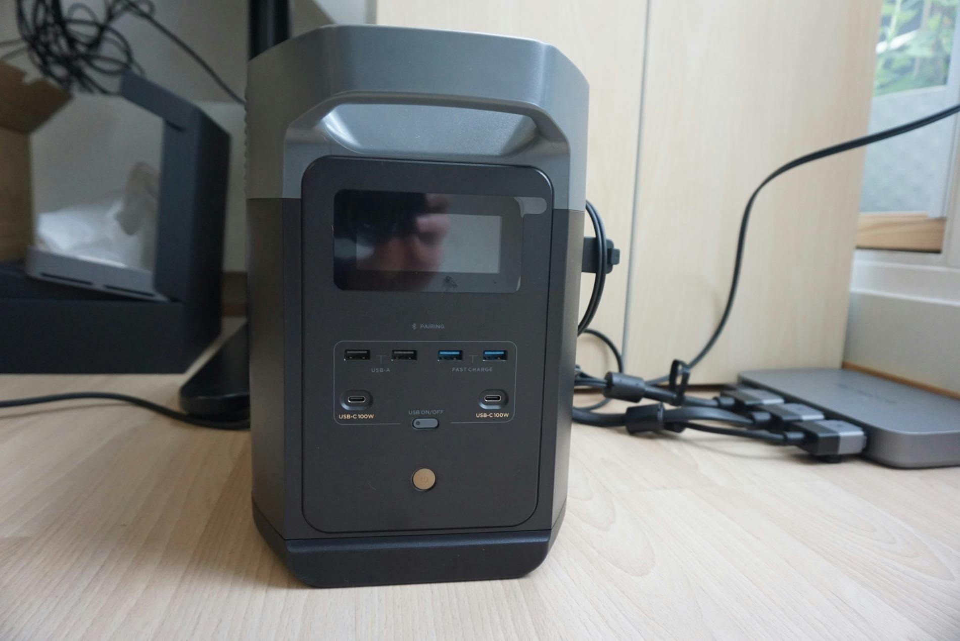 De voorkant van de Delta 2-accu.