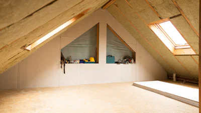 Stappenplan: Zo isoleer je zelf het dak van je zolder