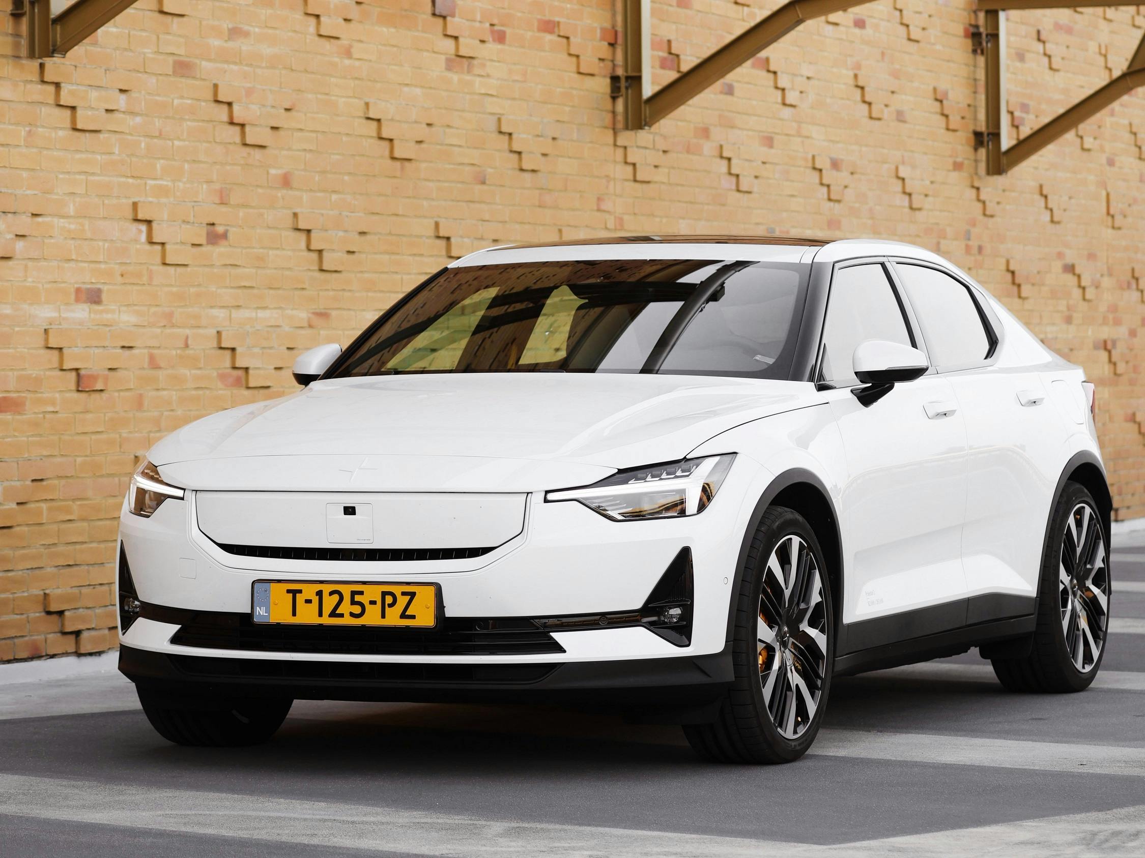 Polestar 2.