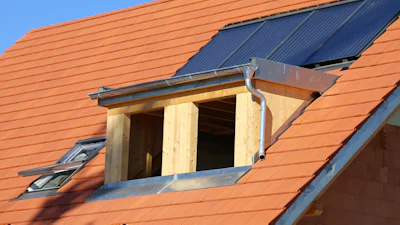 Dakkapel plaatsen, kozijnen vervangen, boom omhakken: vergunning nodig of niet?