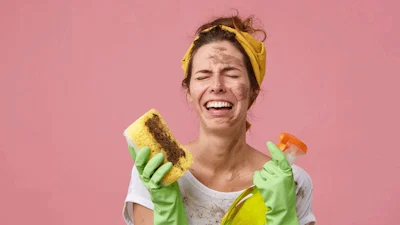 9 slechte schoonmaakgewoontes waar je zo snel mogelijk mee moet stoppen