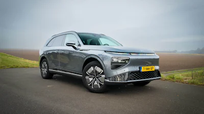 XPENG G9 - Chinese super-SUV combineert luxe en betaalbaarheid