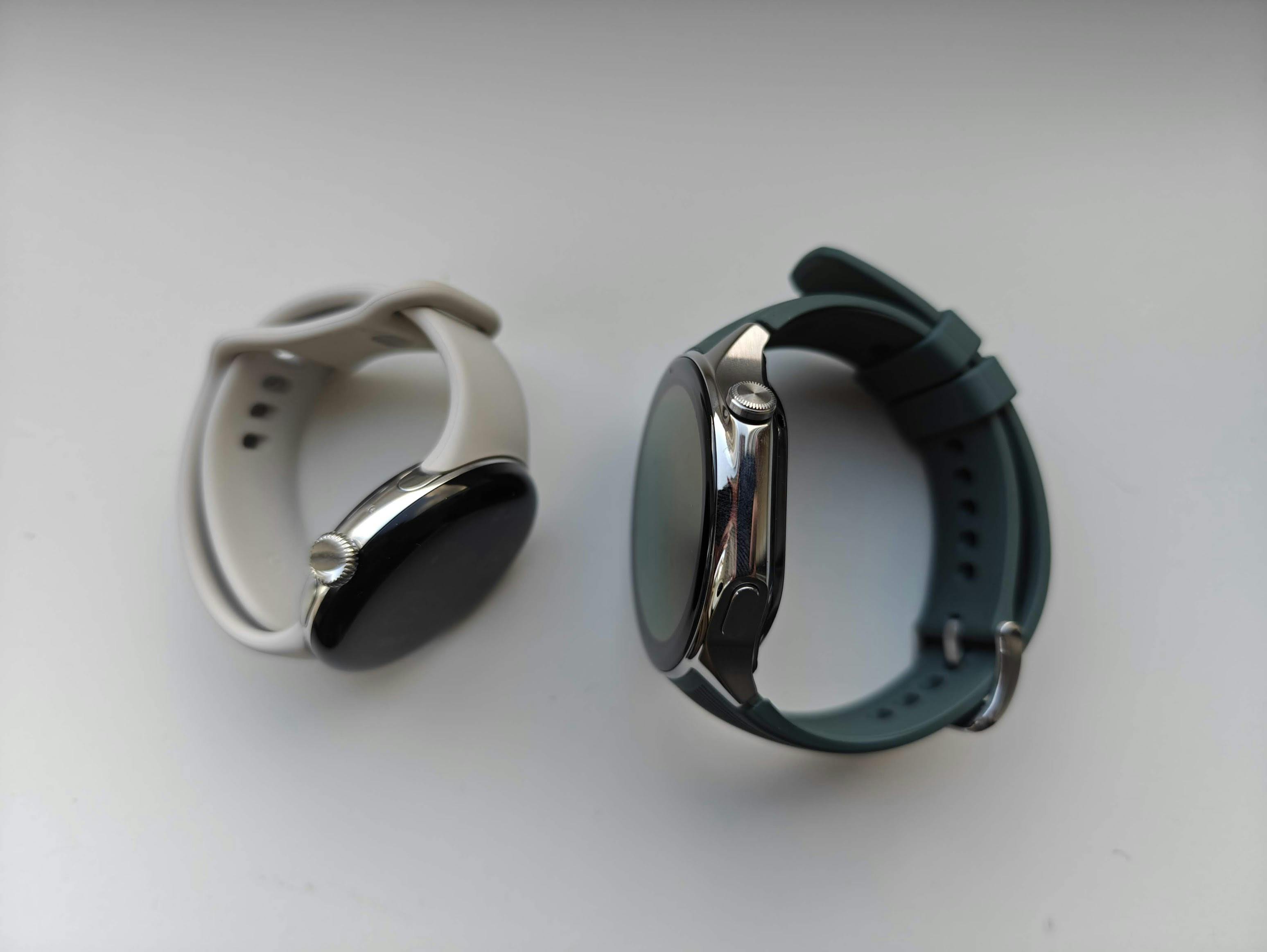 Mede door de kleinere accu is de Pixel Watch 2 compacter en lichter dan het OnePlus-horloge.