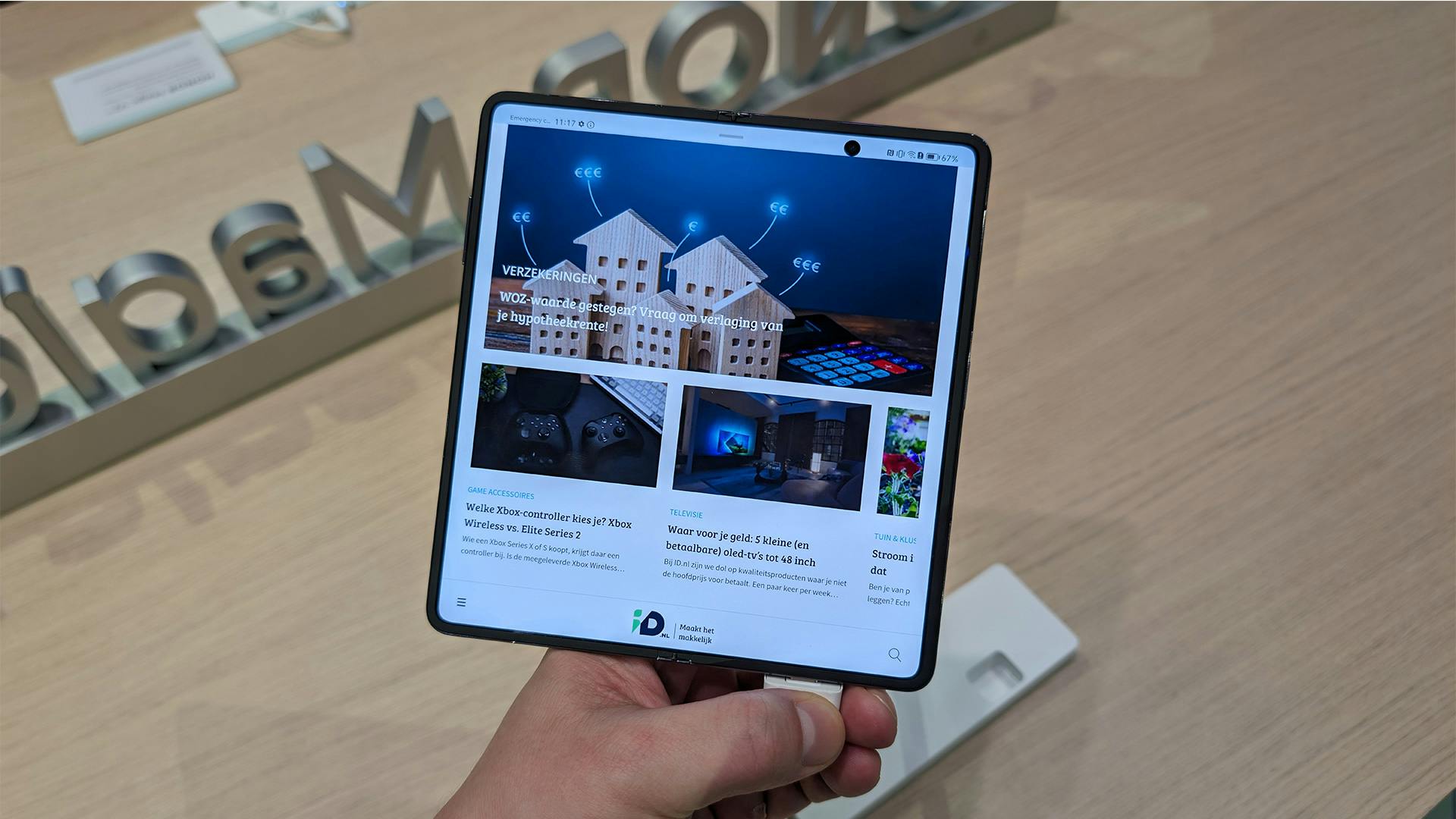 De Honor Magic V2 is een superslanke vouwtelefoon die hier niet officieel verkrijgbaar is.