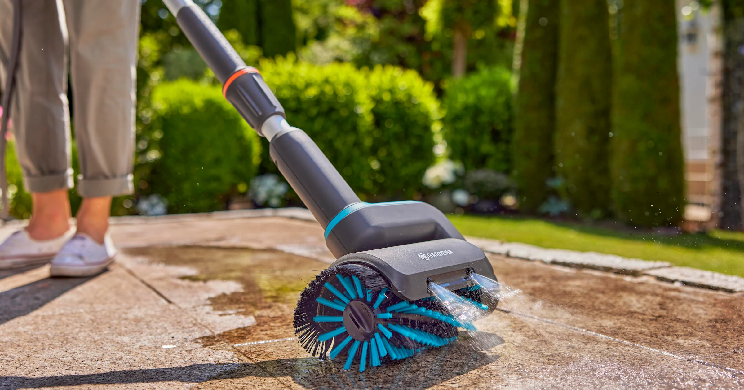 De grote voorjaarsbeurt: zo laat je je tuin weer blinken!