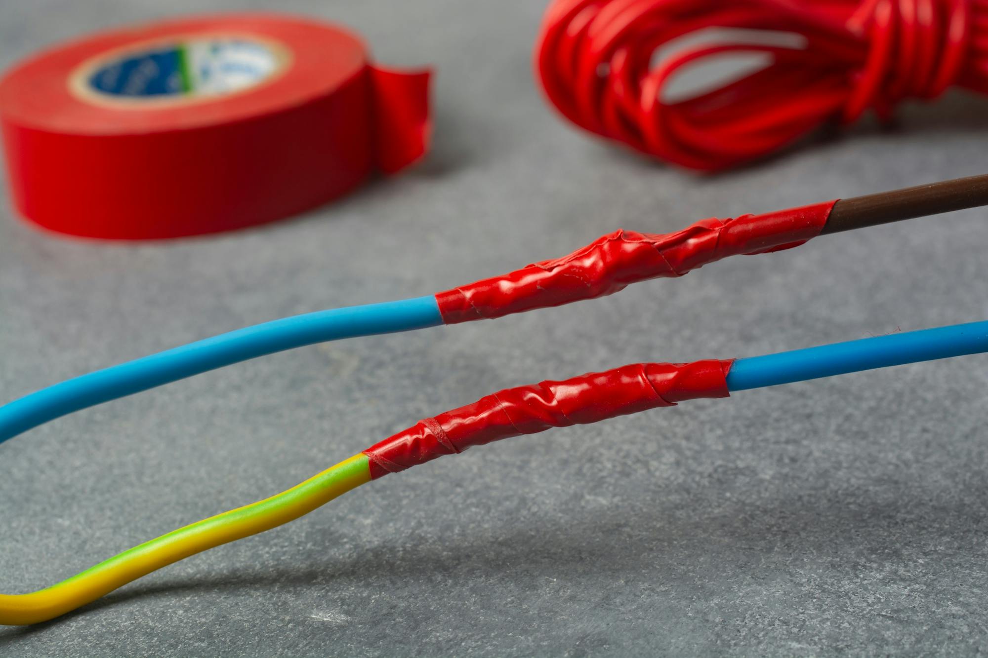 Kabels isoleren met tape