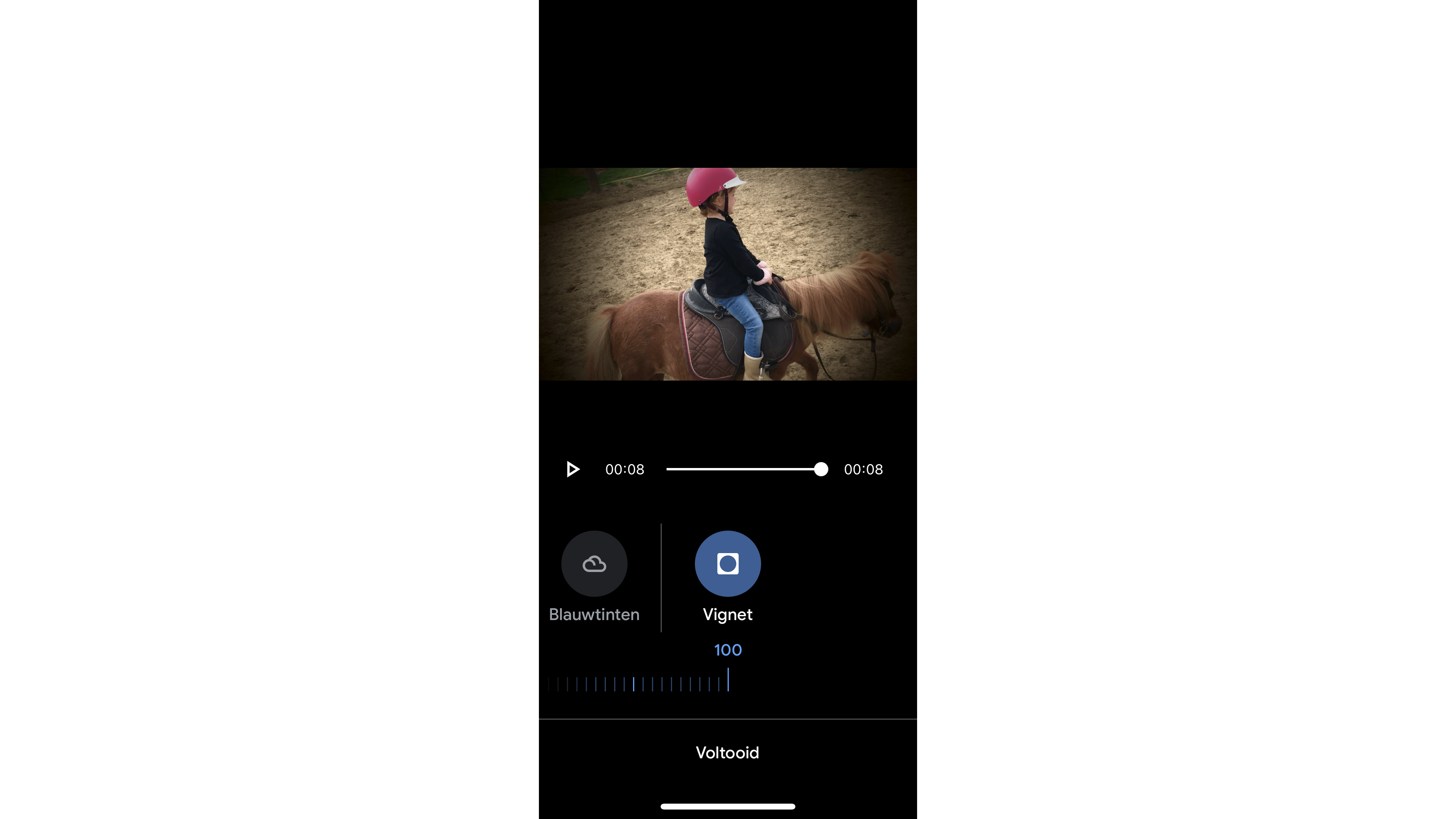 Een vignet geeft de video een wat intiemere sfeer.