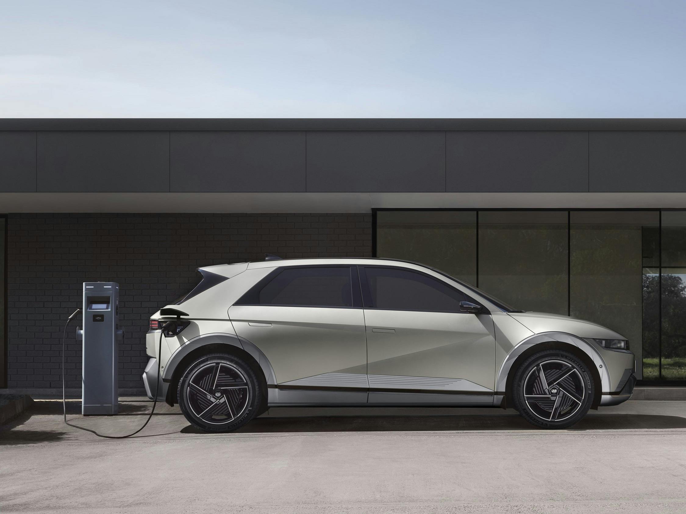 Vernieuwde Hyundai IONIQ 5 komt nóg verder op een volle batterij