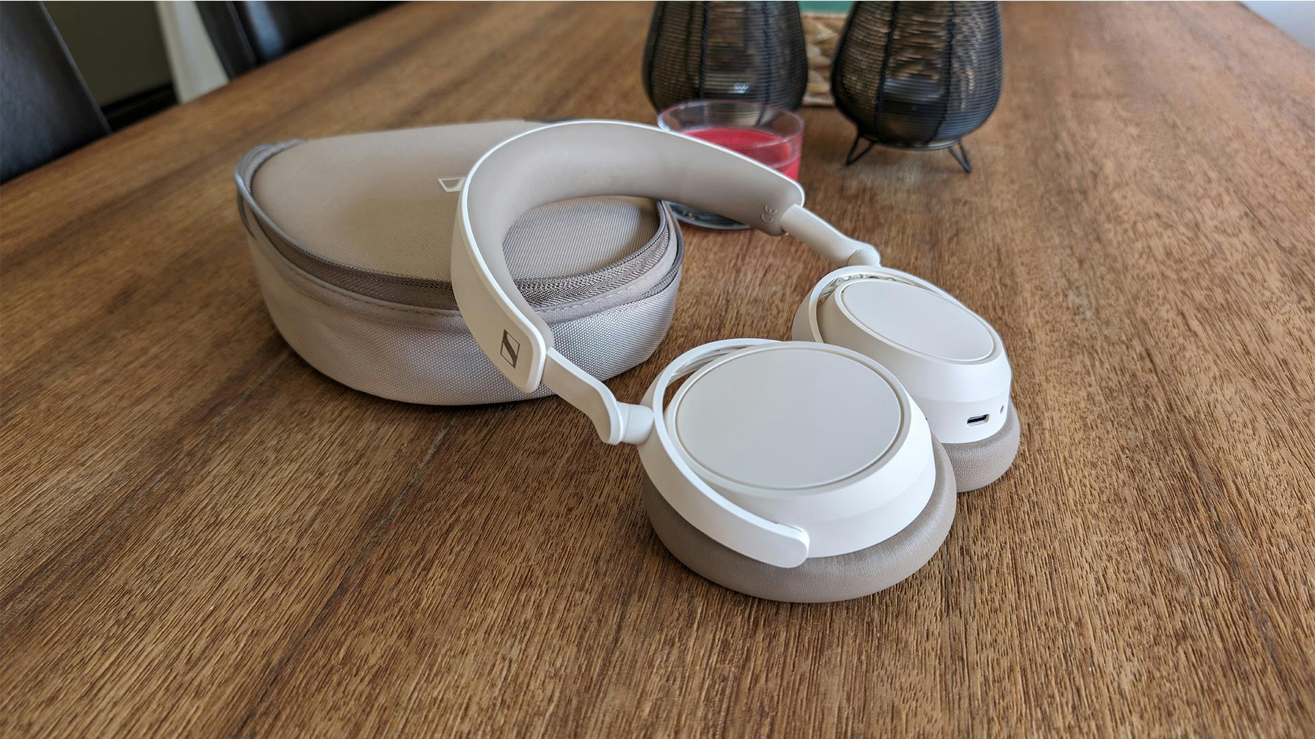 Review Sennheiser Accentum Plus – Hét midrange model van dit moment