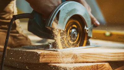 Klussen met een cirkelzaag: werkwijze, zaagbladen en veiligheid