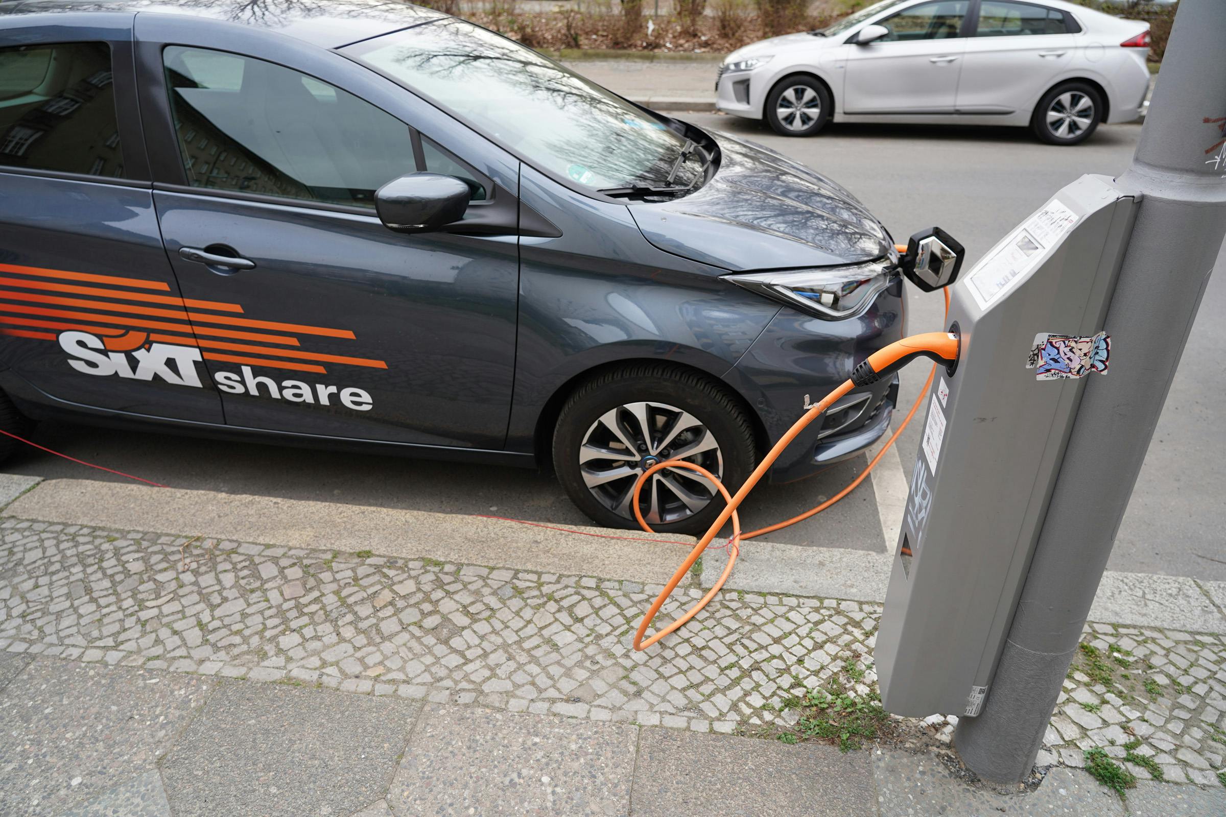 Elektrische deelauto