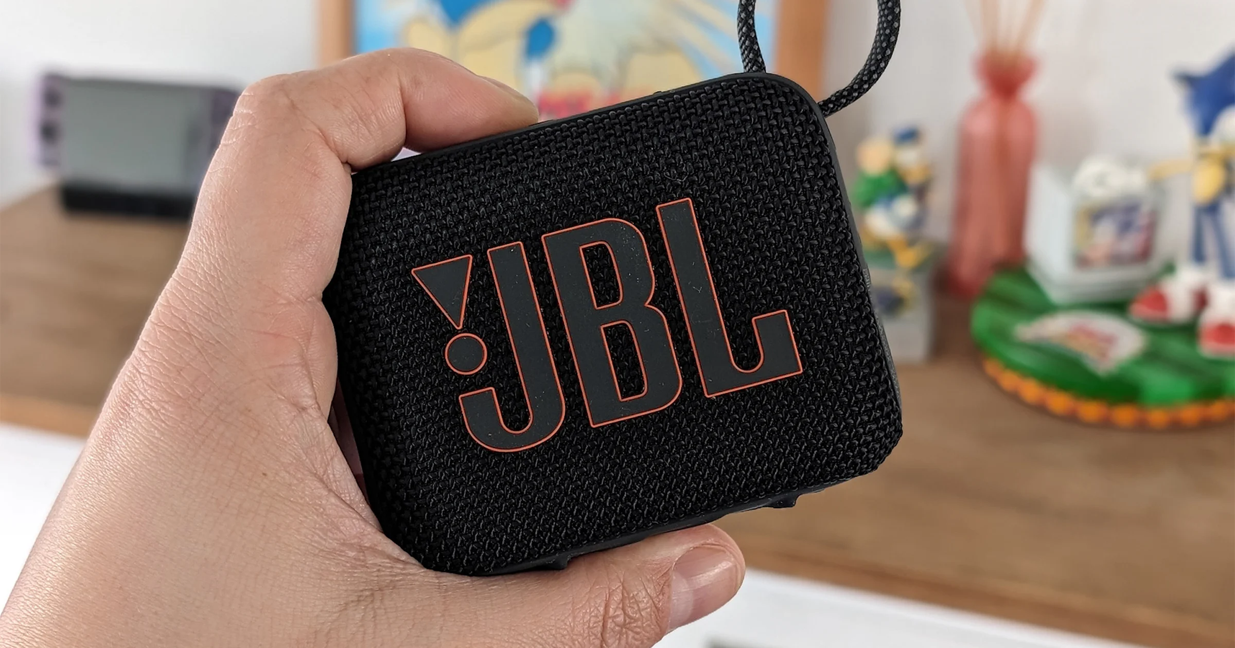 Review JBL Go 4 – Klein kastje, vol geluid