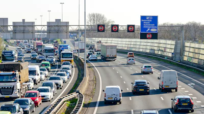 Verkeersbordherkenning: hoe werkt dat bij een elektrische auto?