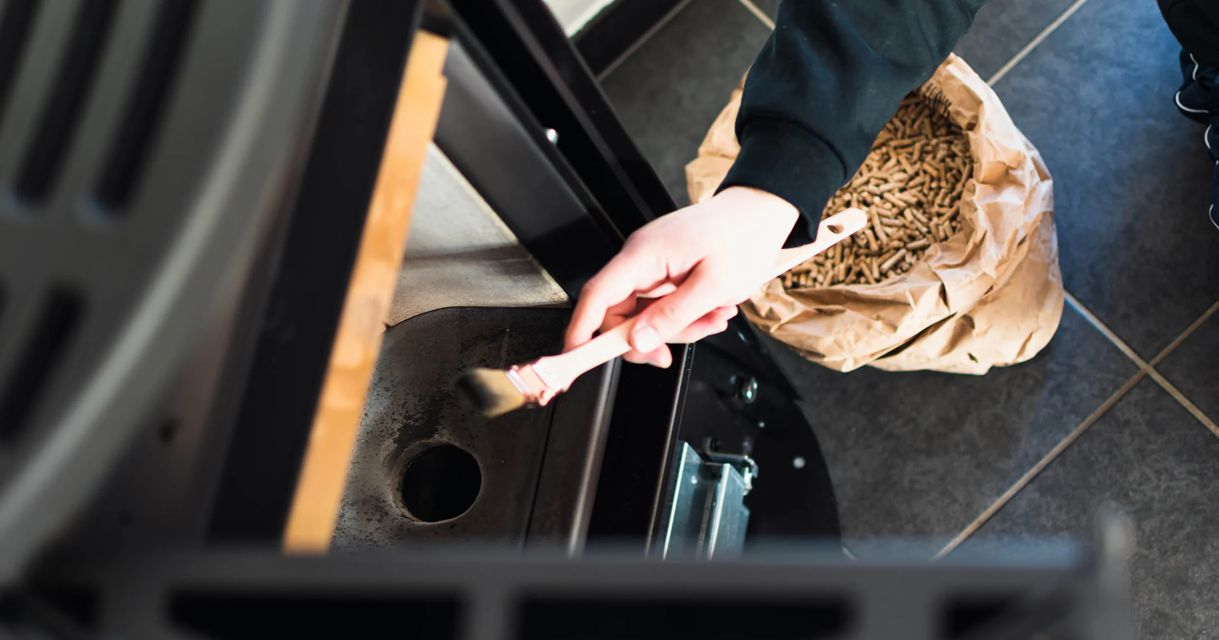 Pelletkachel schoonmaken en onderhouden? Dit is de beste manier