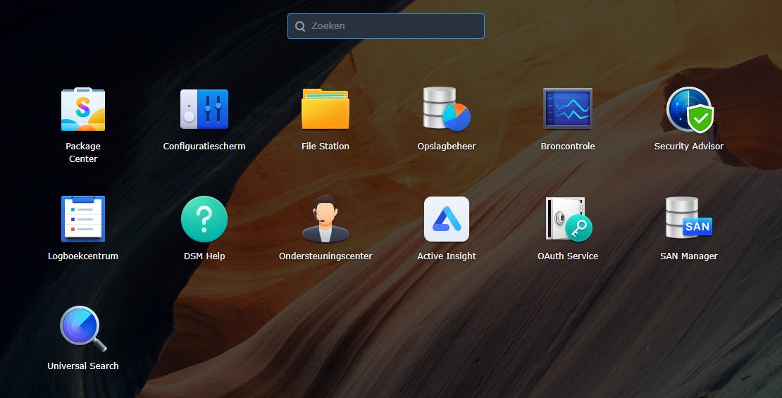 DSM is het zeer gebruiksvriendelijke en volledig browsergebaseerde besturingssysteem voor Synology-NAS-apparaten.