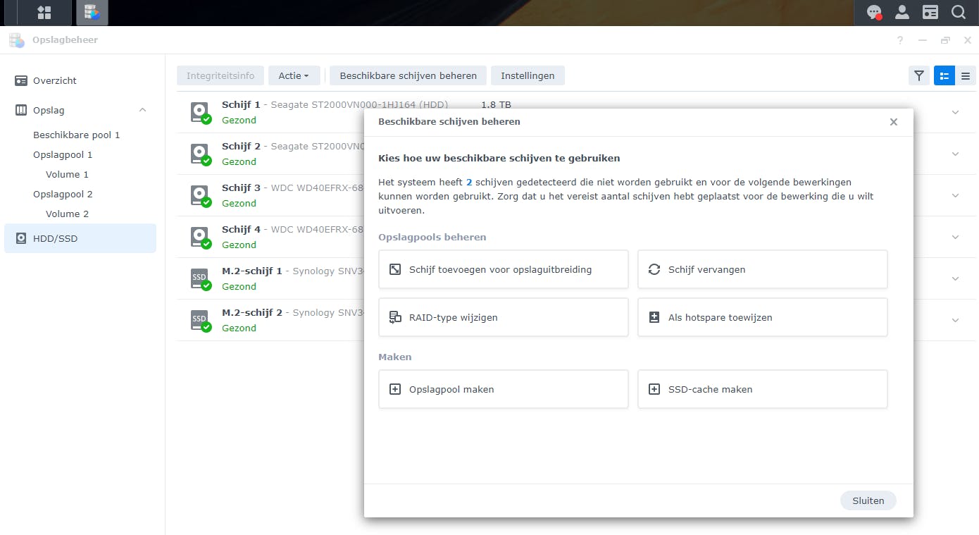 De twee M.2-NVMe-ssd’s kunnen als cache en als opslagpool worden ingericht.