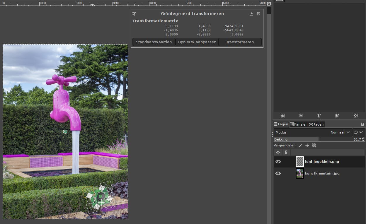 In GIMP kun je eenvoudig tekstuele en grafische watermerken toevoegen.