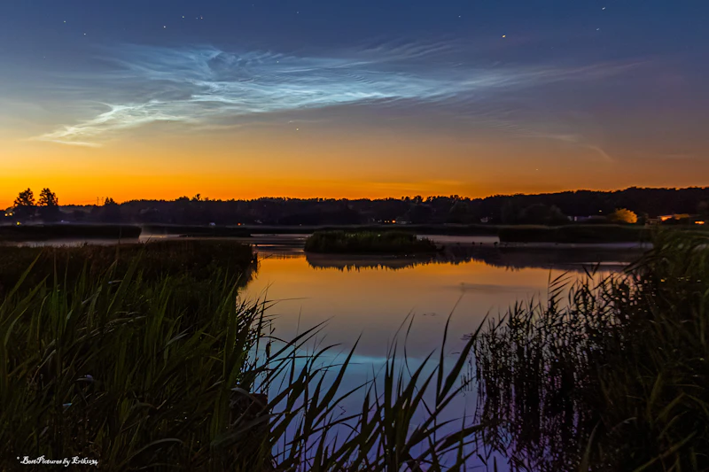 Fotografeer komende avonden lichtende nachtwolken