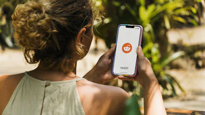 Reddit krijgt mogelijk identiteitscontrole om bots tegen te gaan
