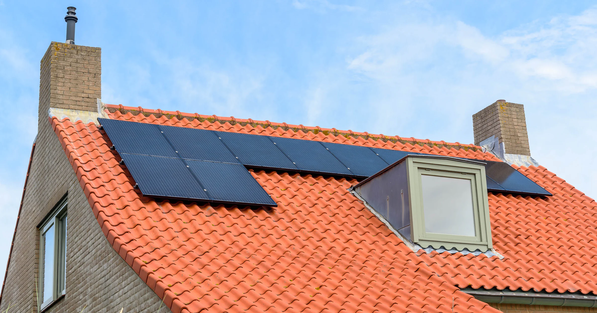 Meer energiemaatschappijen bieden eigenaren zonnepanelen 'helpende hand'