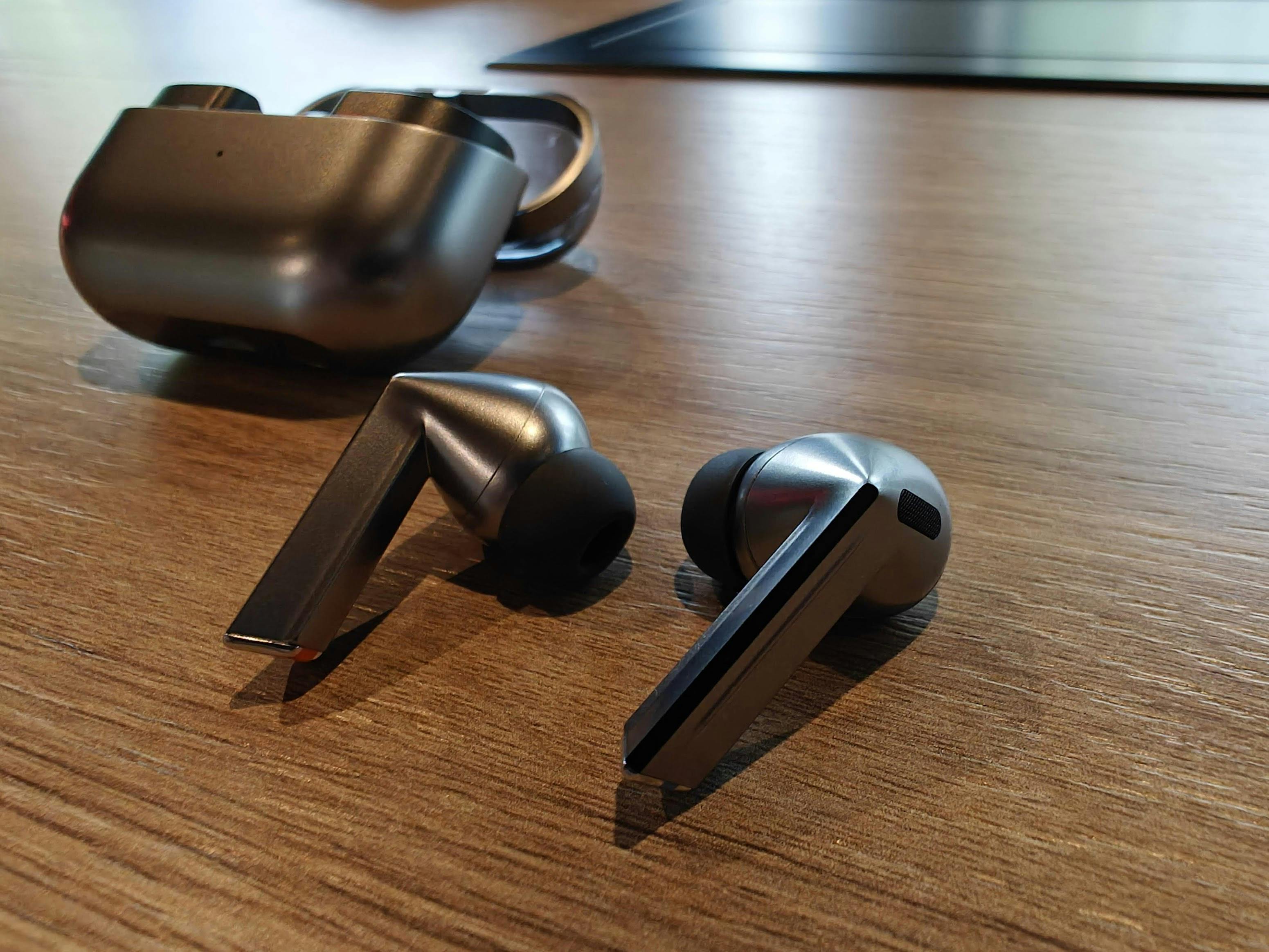 De nieuwe oordopjes hebben een meer puntig ontwerp.