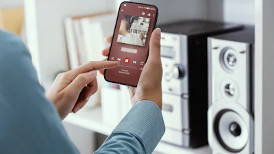 Vergeet Spotify en stream je eigen muziek met Navidrome