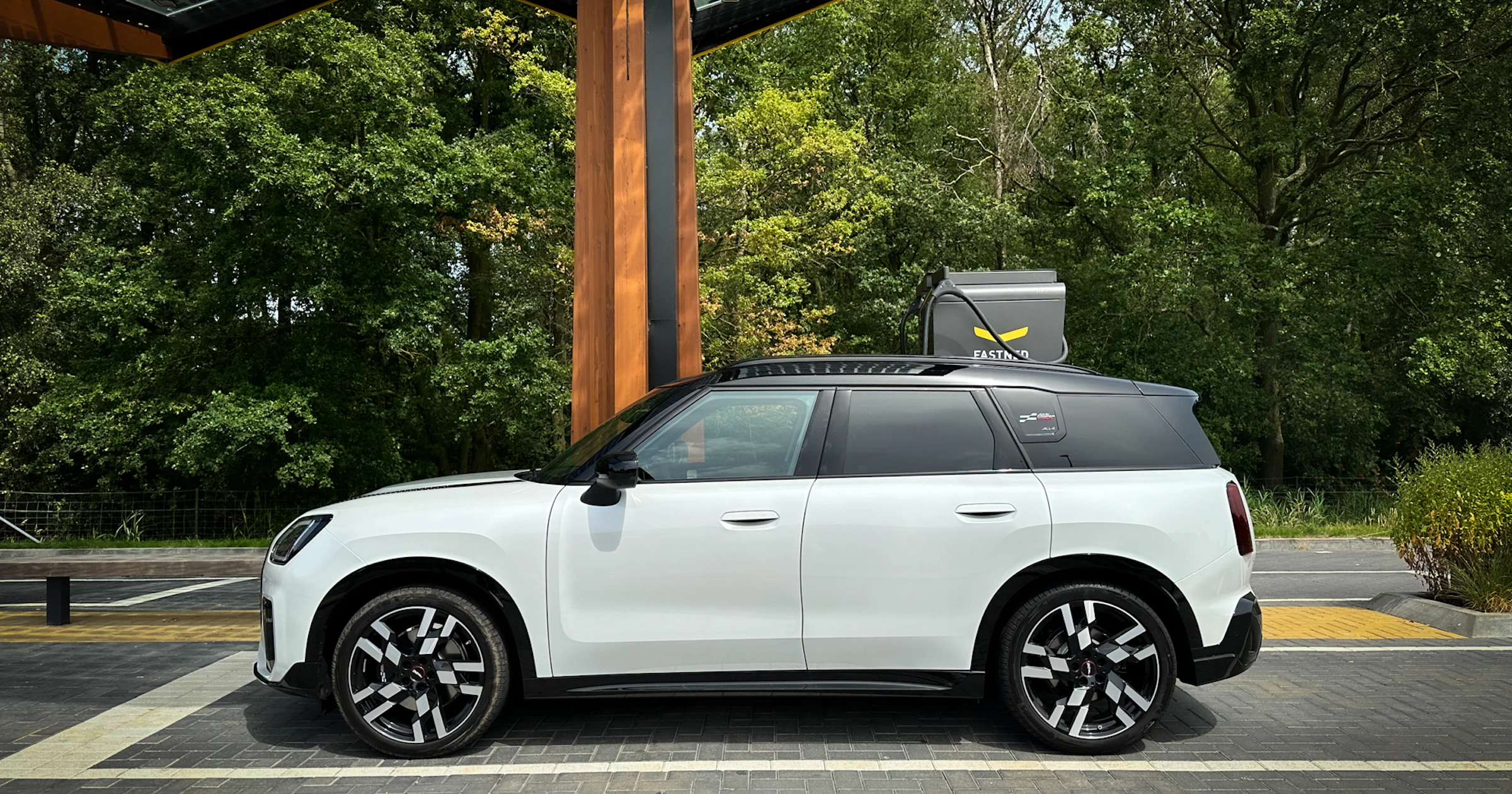 Review MINI Countryman SE ALL4: voelt aan als een mini-BMW