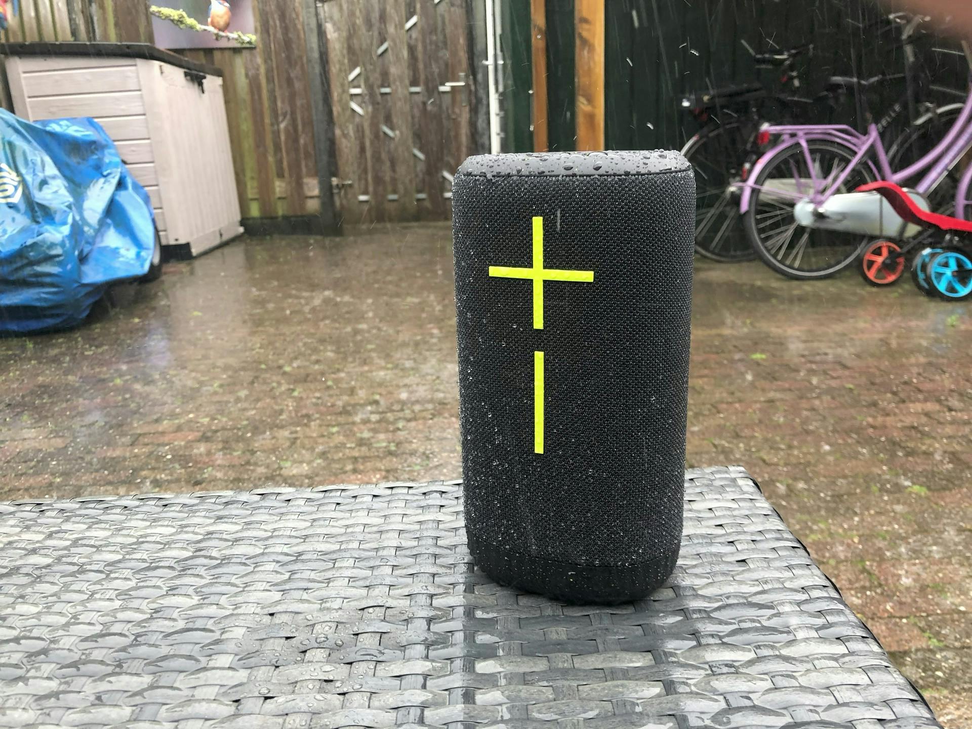 Review Ultimate Ears Everboom – Compacte dompeldichte bluetooth-speaker voor buiten