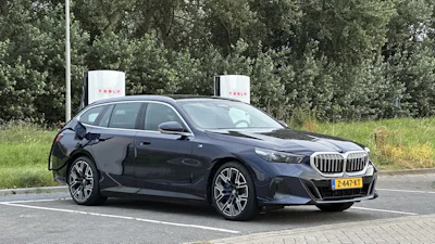Zo gebruik je Tesla Superchargers met (bijna) elke elektrische auto