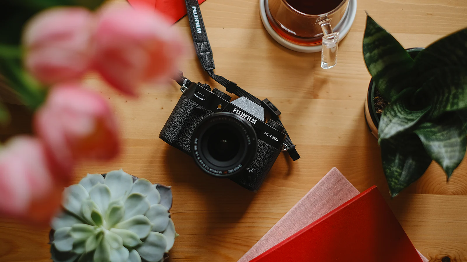 Verdiep je in iconische fotografie van toen & nu: Test de FUJIFILM X-T50