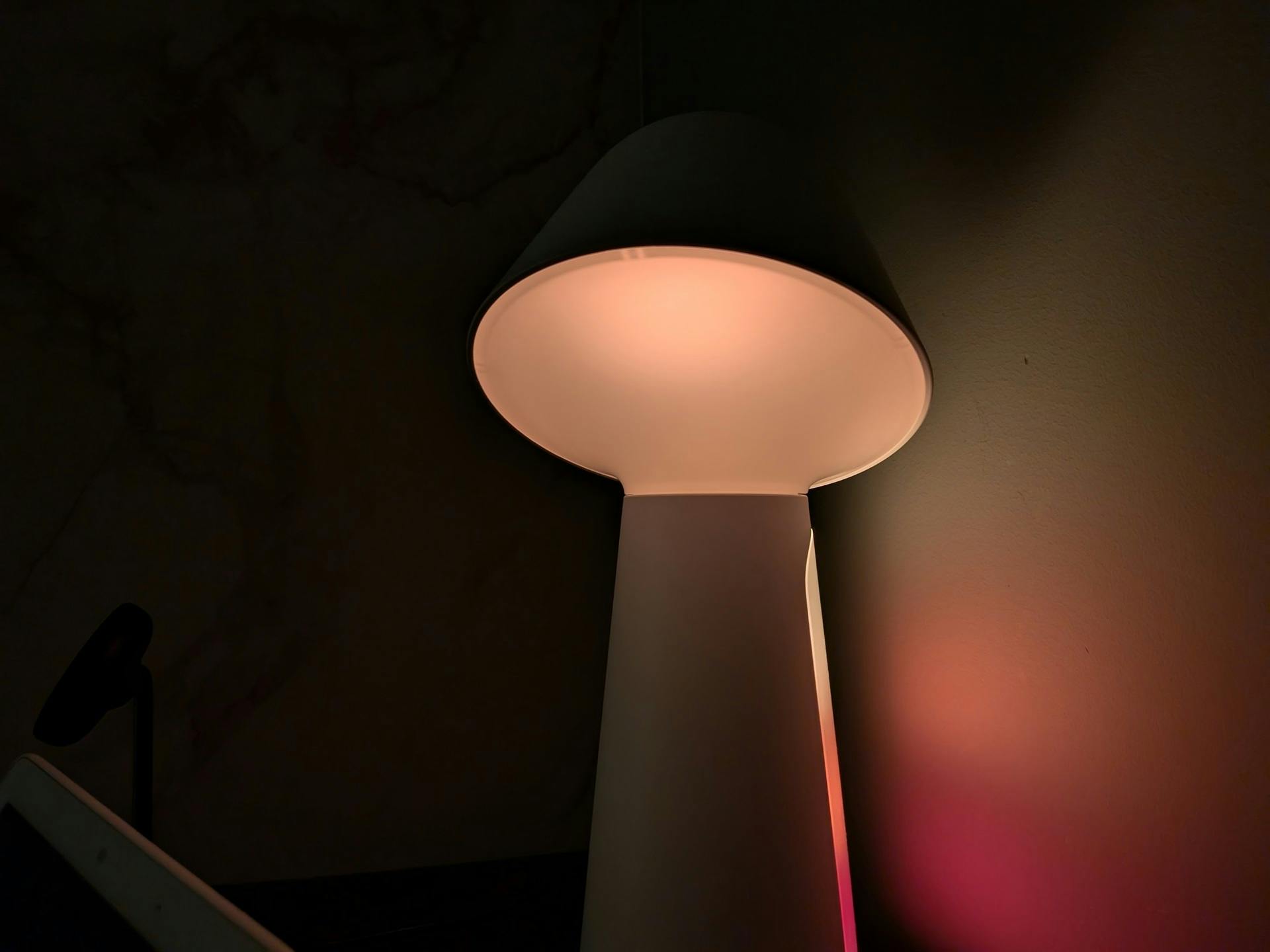 Review Philips Hue Twilight – Rustgevende lamp met prijs om wakker van te liggen 
