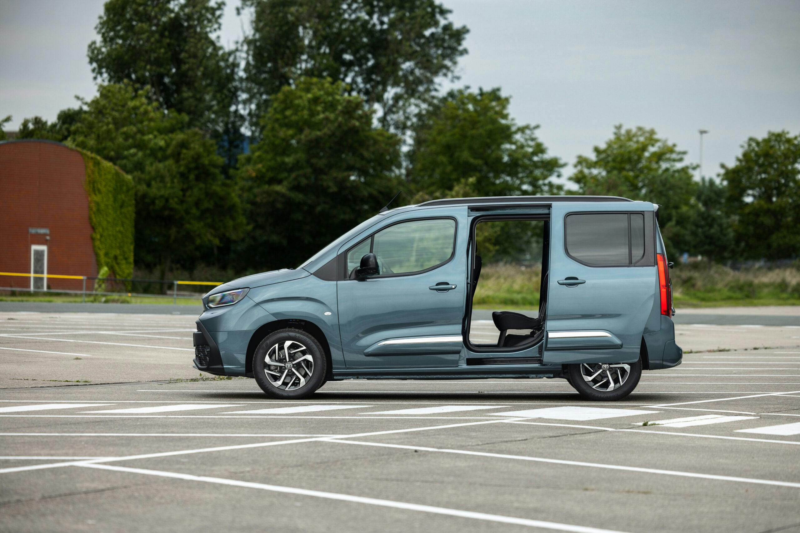 elektrische gezinsauto, elektrische bedrijfsbus,