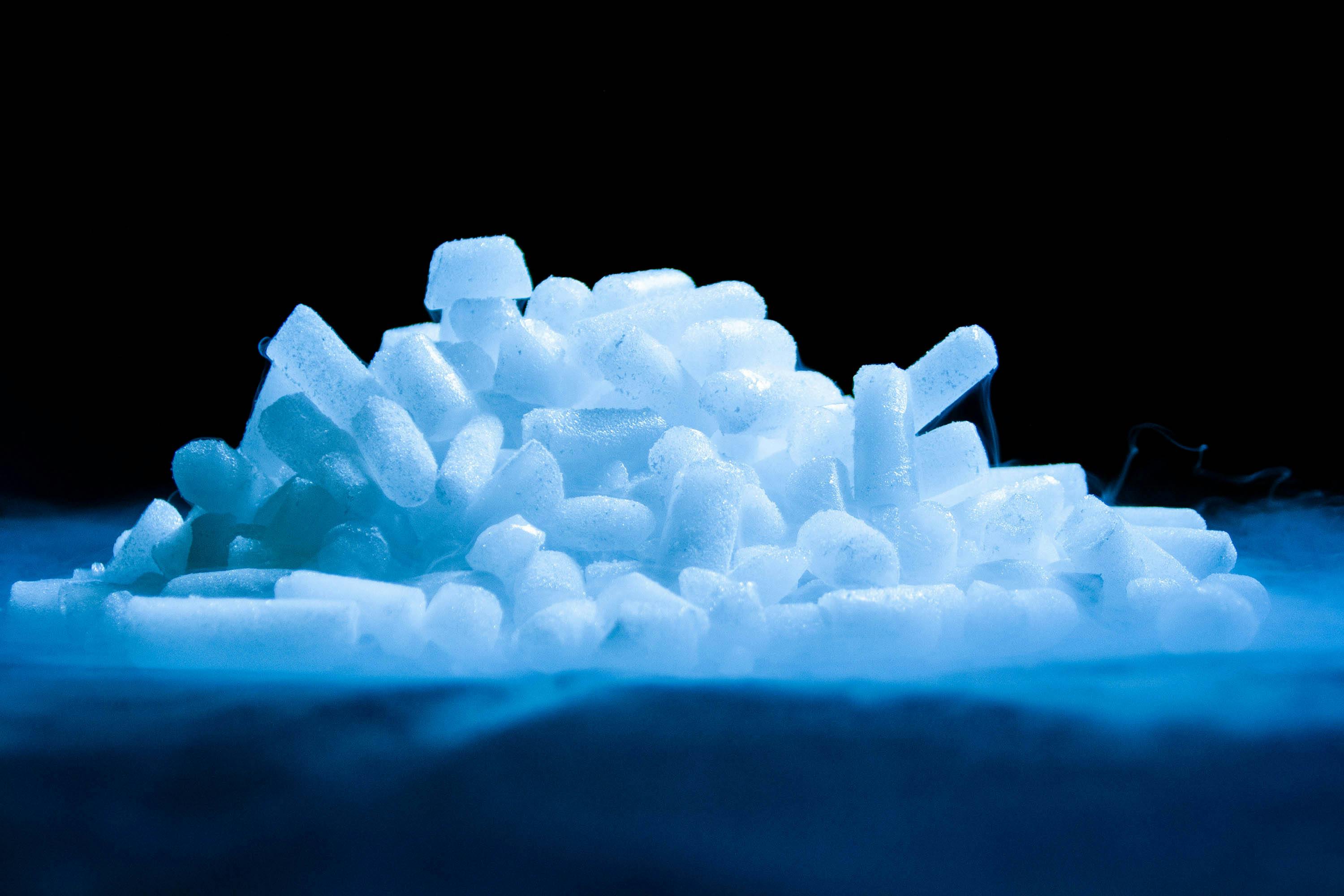 Droogijspellets bestaan uit diepgevroren CO₂.