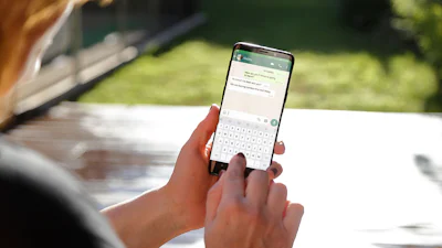 Whatsappen in je eigen stijl: zo maak je je appjes op