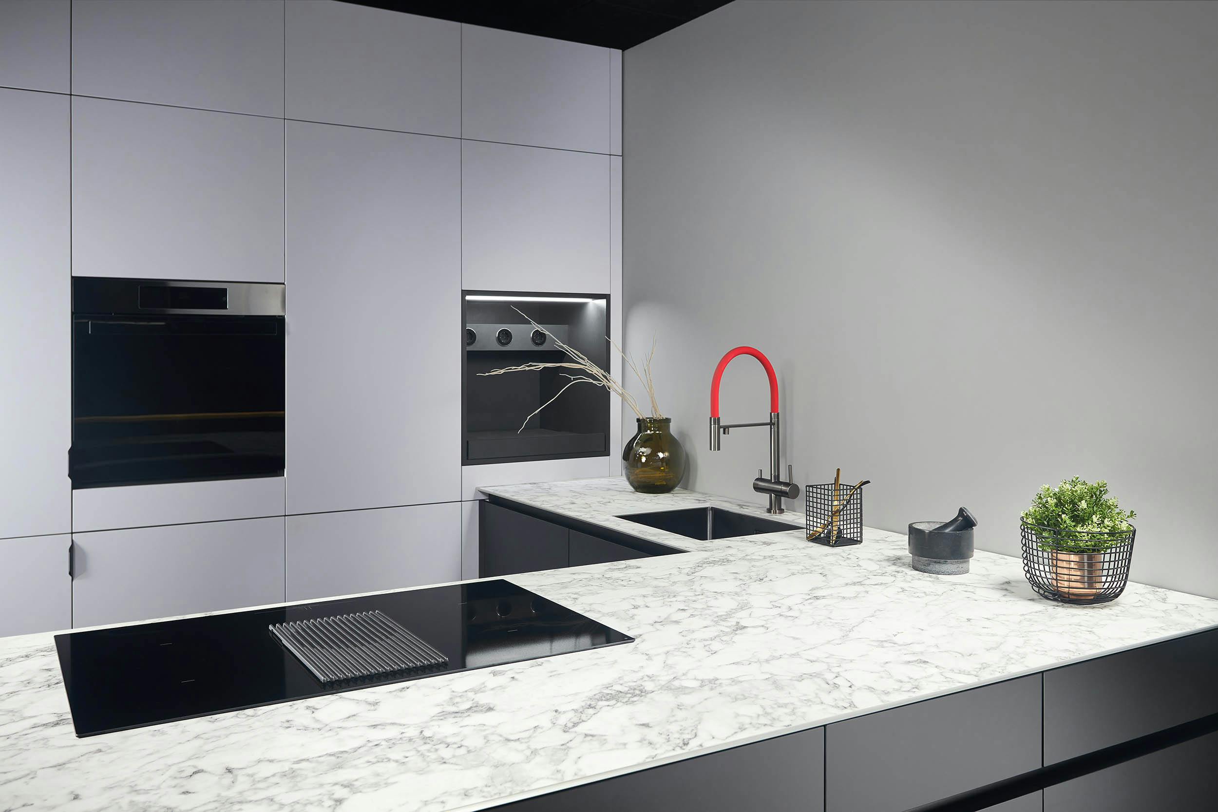 Ingebouwde afzuiging in kookplaat