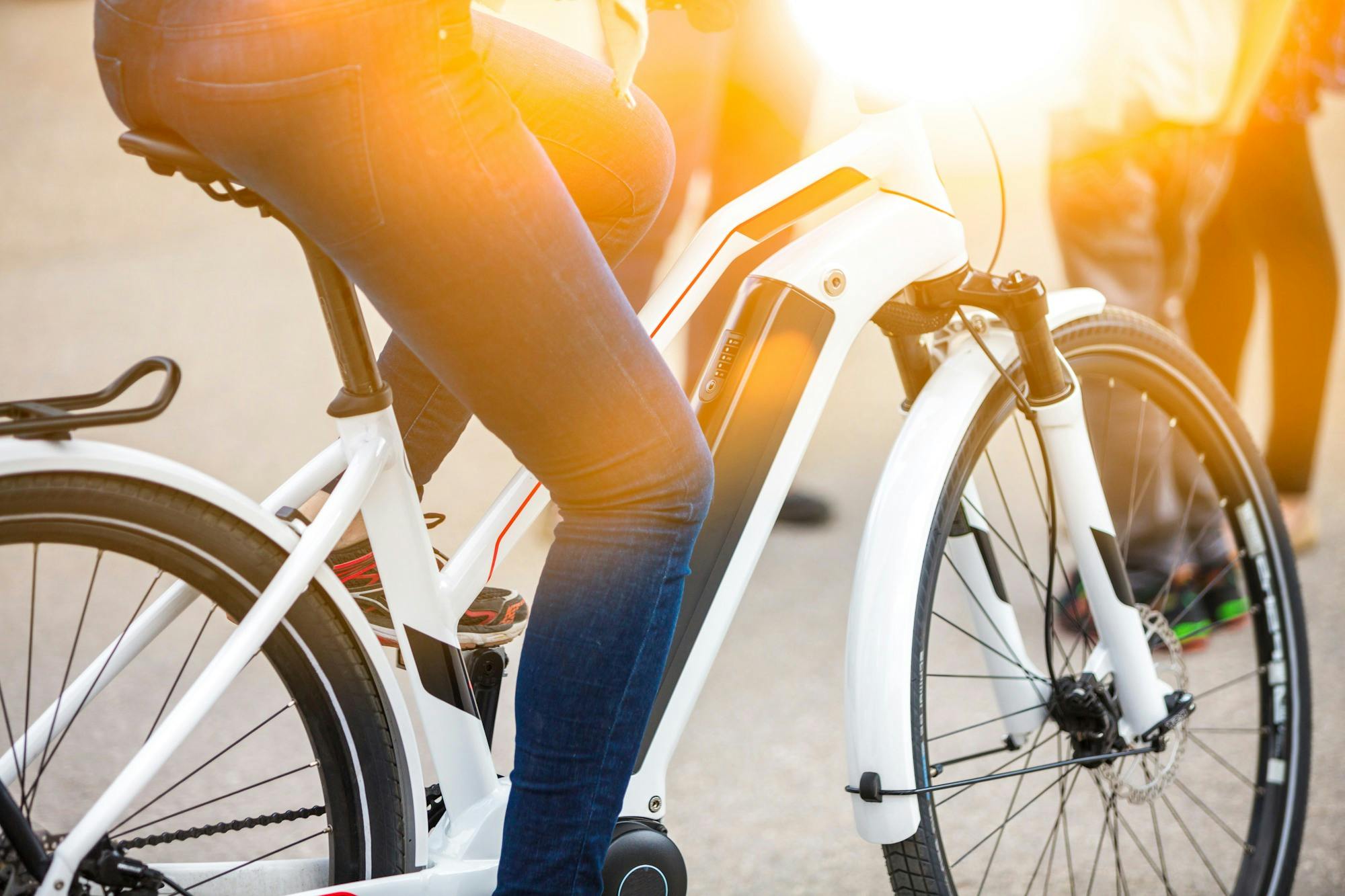 Krijgen jongeren te weinig beweging door elektrische fietsen?