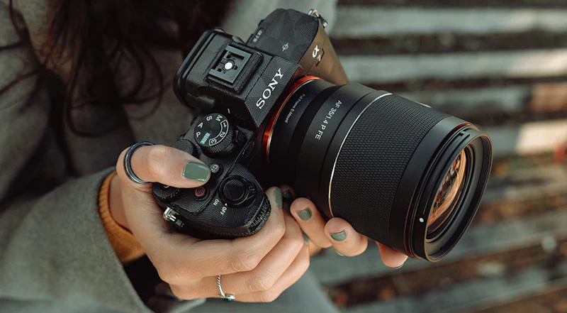Nieuw - Samyang AF 35mm F1.4 P FE en AF 12mm F2 RF-S