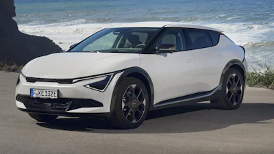 Rijtest: de vernieuwde Kia EV6 komt verder, laadt sneller