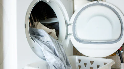 Brandlucht uit je droger, waarom gebeurt het en hoe fix je het?