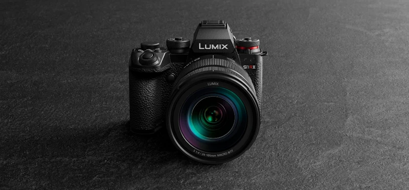 Nieuw - Panasonic Lumix S1RII
