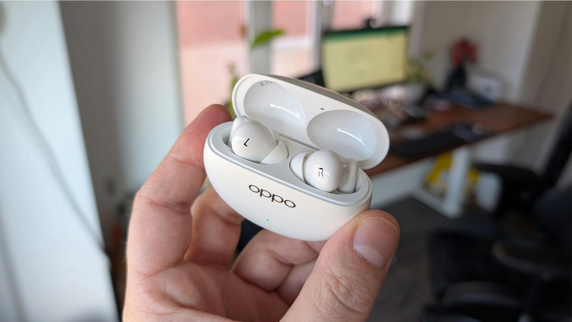 Review Oppo Enco Air 4 Pro - Mosterd na de maaltijd?