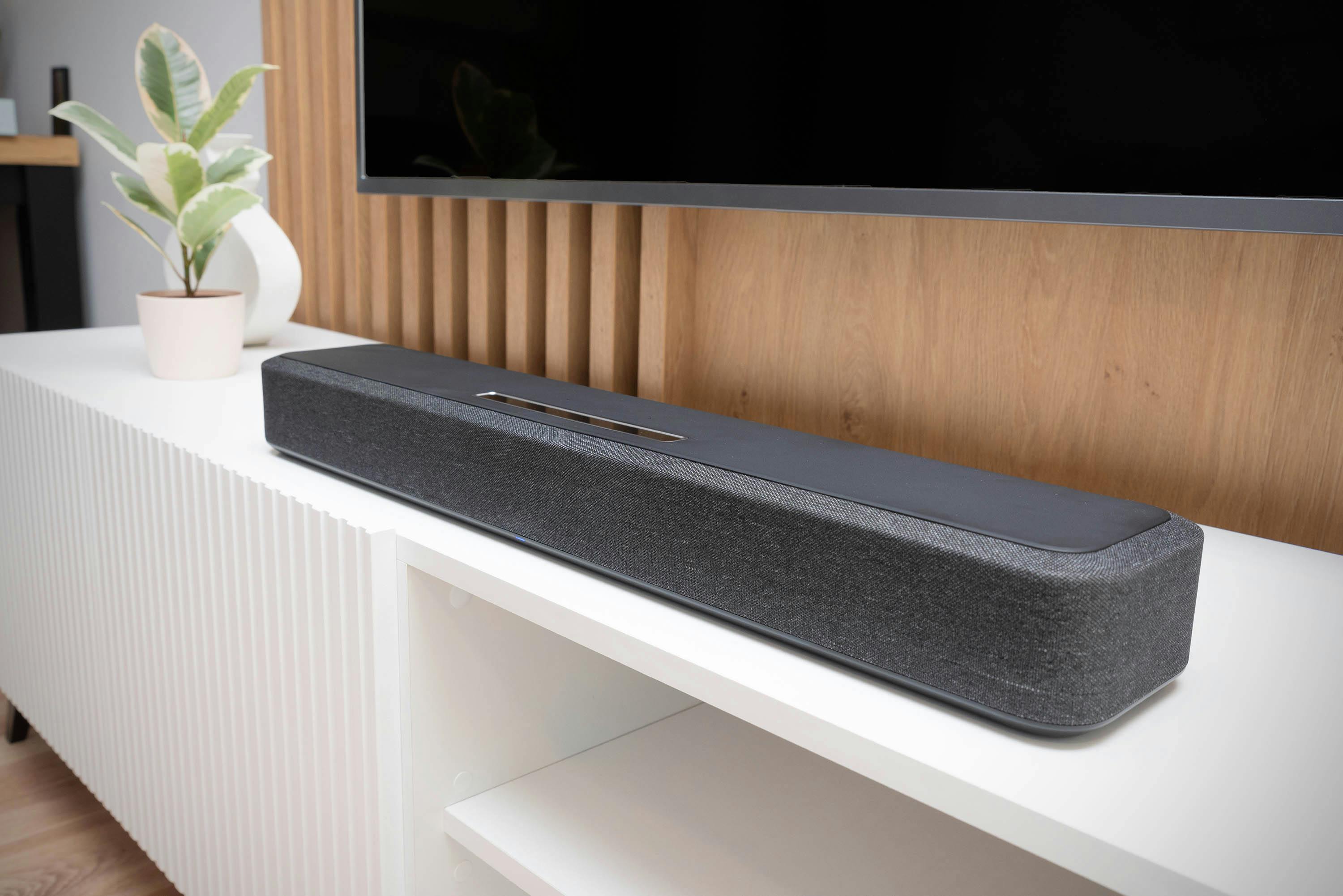 Waar voor je geld: 5 soundbars met ingebouwde subwoofer
