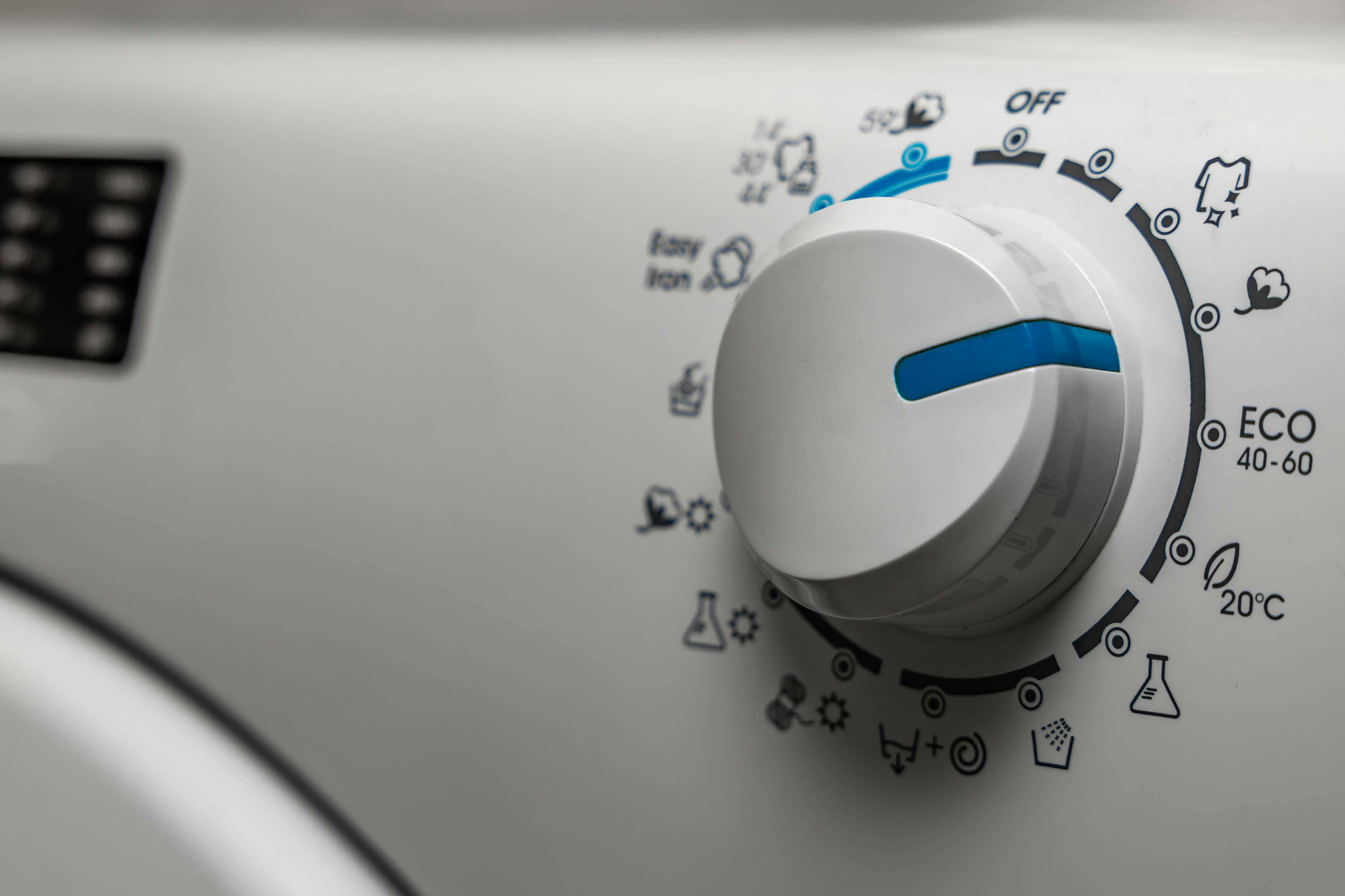 Ecostand op wasmachines: hoe werkt dat en wat bespaar je ermee?