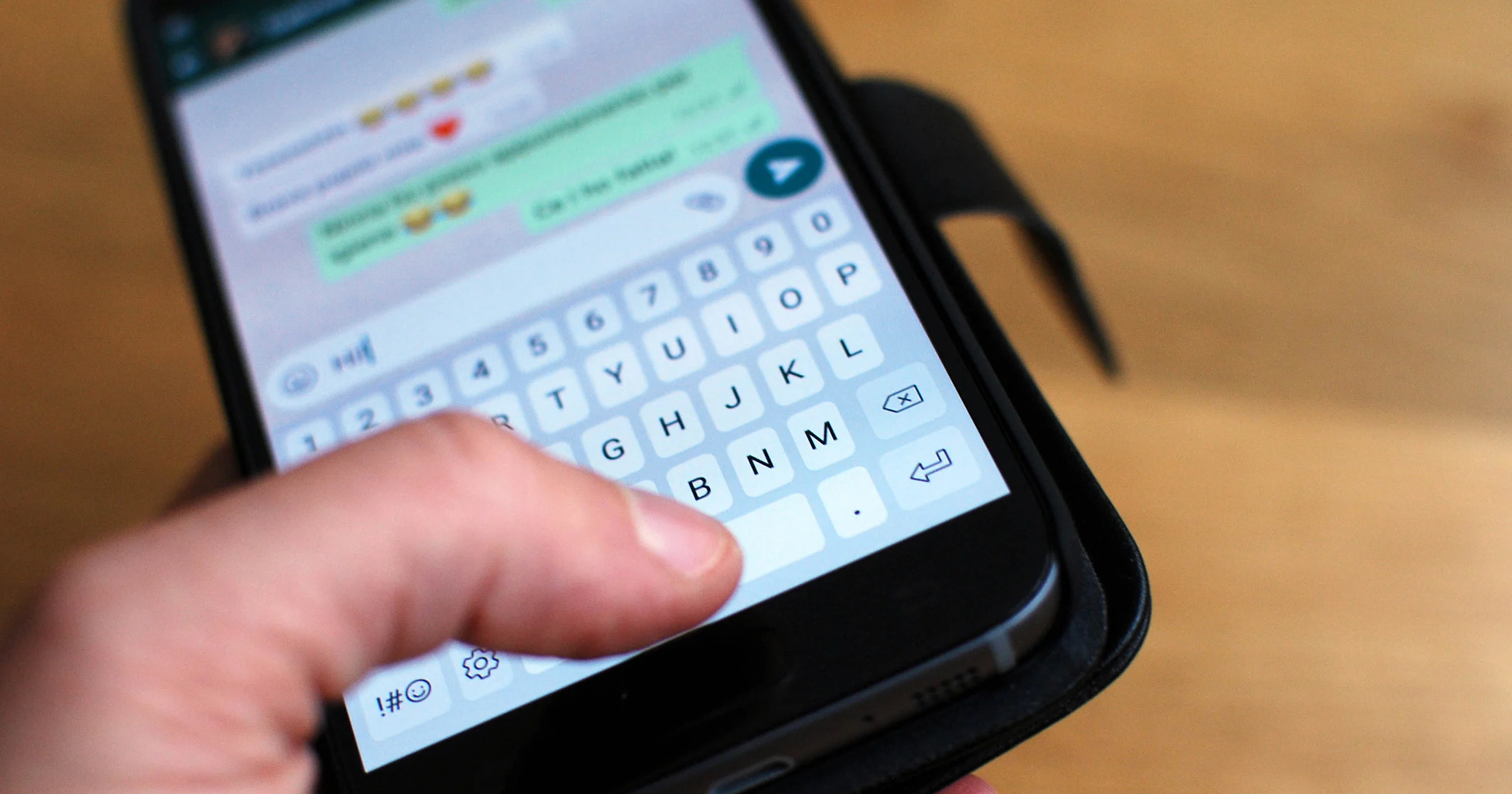 Zo maak je nieuwe WhatsApp chatthema's en achtergronden met Meta AI