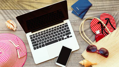 Laptop mee op vakantie? Hier moet je op letten